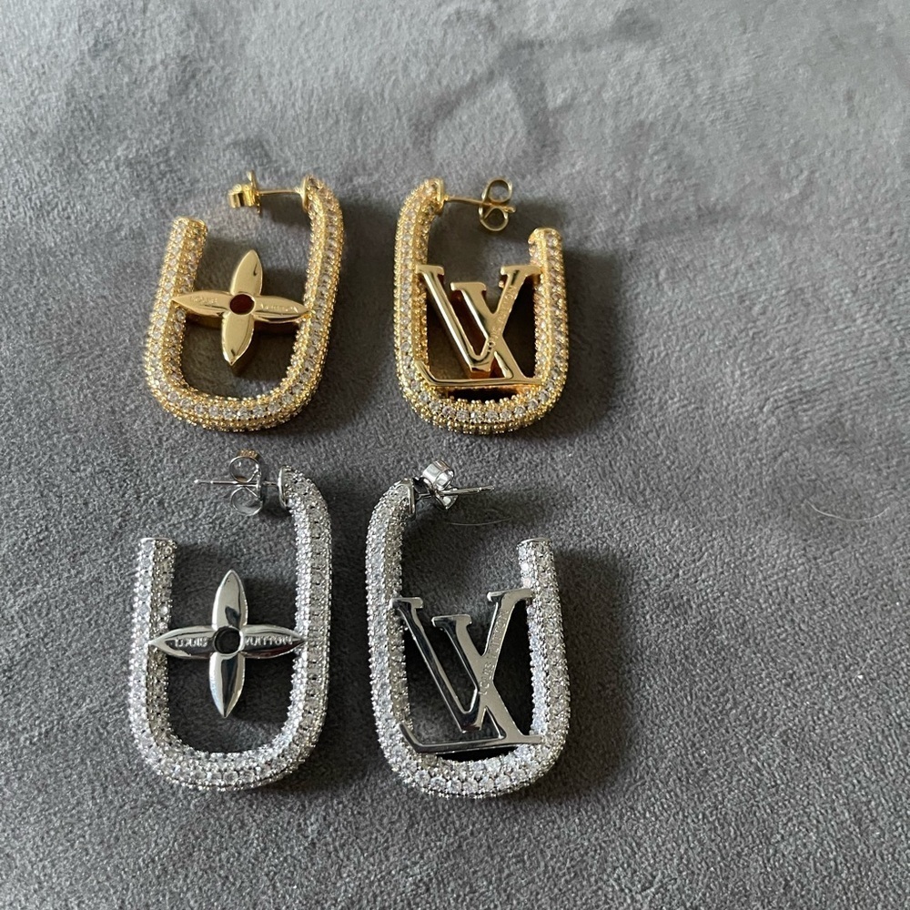 Open U Shaped LV Earrings w/Bling - Picture 5 of 5